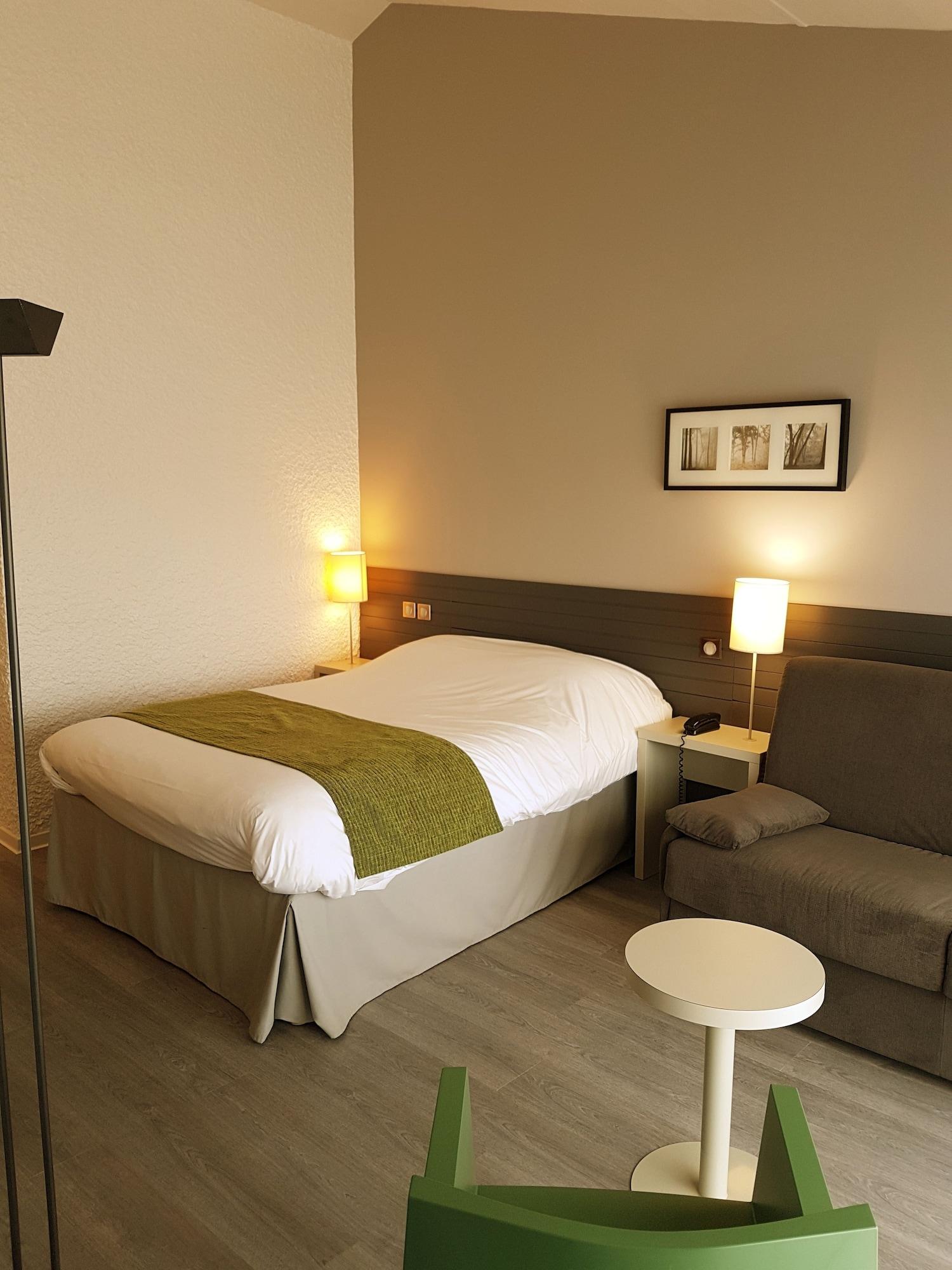 Kyriad Angouleme Nord Champniers- & Hotel 3*